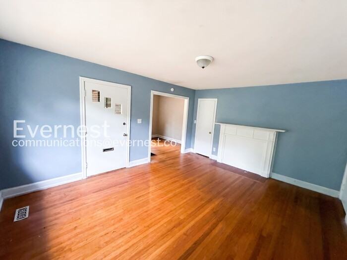 848 Vanderbilt St - Photo 4 of 21