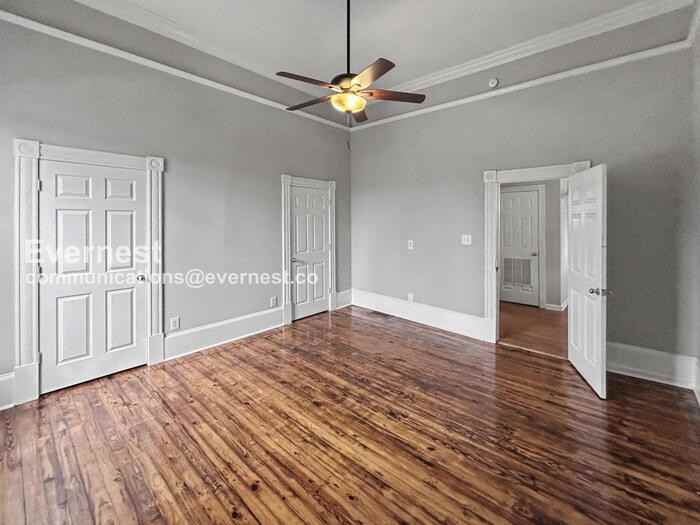 225 Woodward Ave Se - Photo 7 of 20