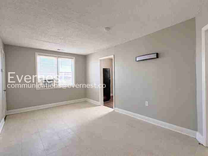 1049 E Patapsco Ave #C - Photo 6 of 21