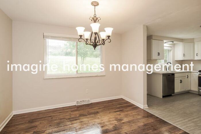 10503 Roseway Blvd - Photo 6 of 17