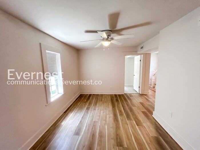 1130 Quash St - Photo 5 of 14