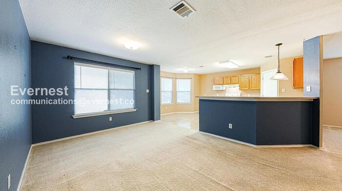 109 Covey Ln - Photo 4 of 18