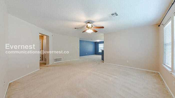 109 Covey Ln - Photo 6 of 18