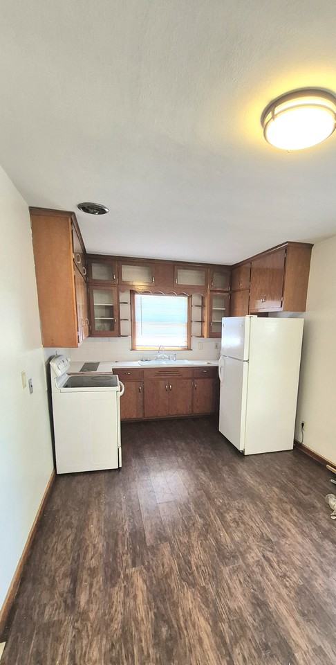 1301 8th Ave N #NA - Photo 4 of 14