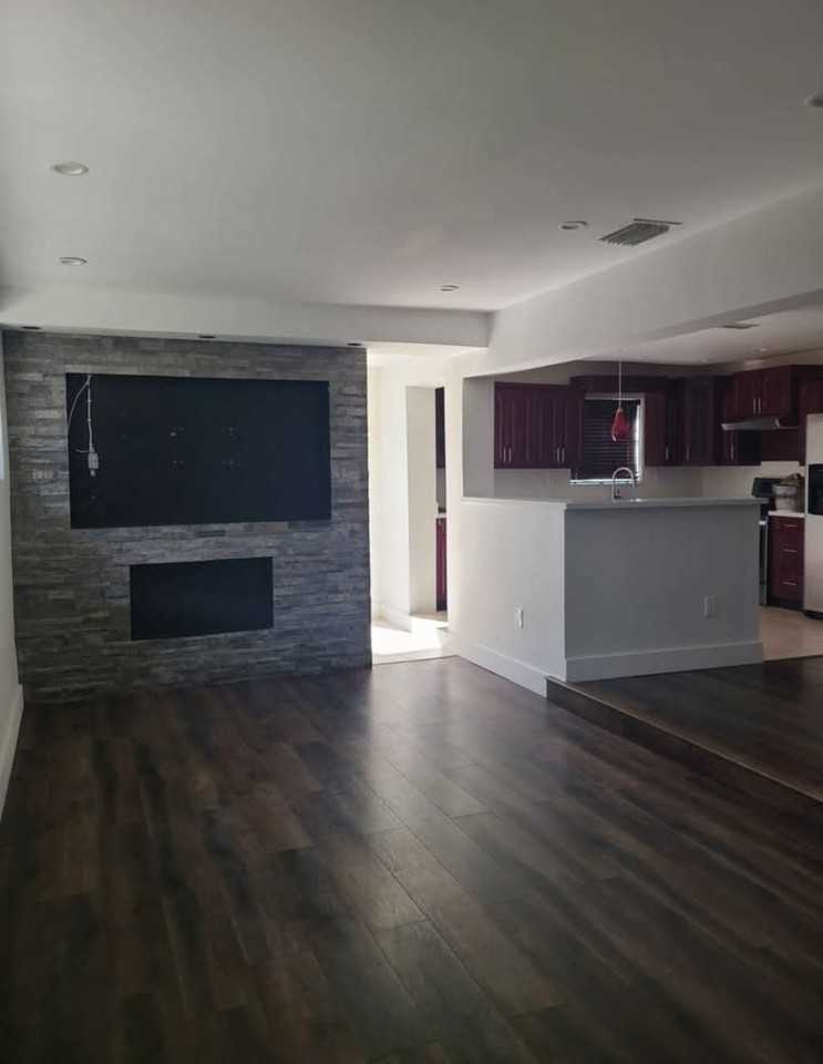 1370 Nw 193rd Ter #NA - Photo 4 of 13