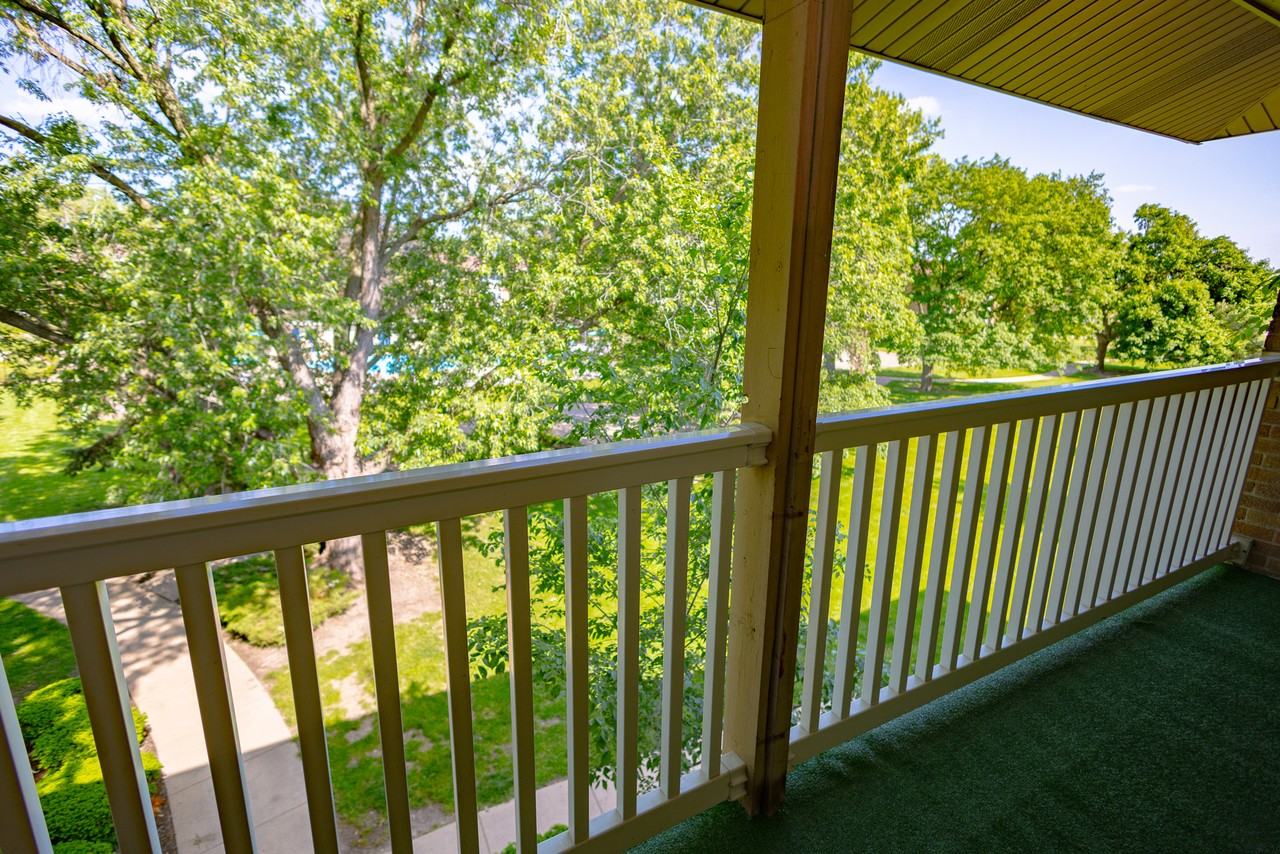 930 Beau Dr #312 - Photo 2 of 42