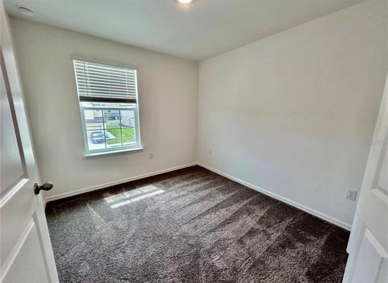 10817 Ironwood Tree Way - Photo 5 of 17