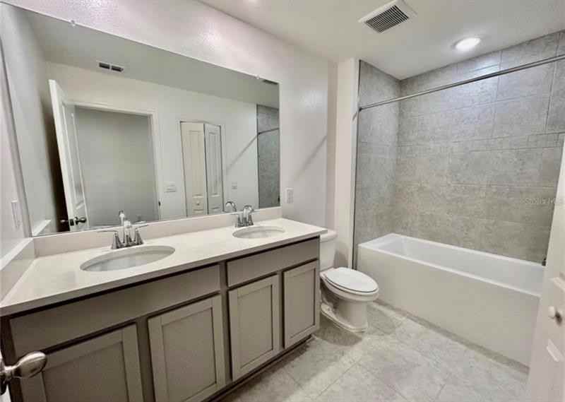 10817 Ironwood Tree Way - Photo 6 of 17