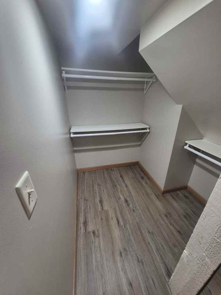 821 10 1/2 Ave S-lower Unit #NA - Photo 4 of 9