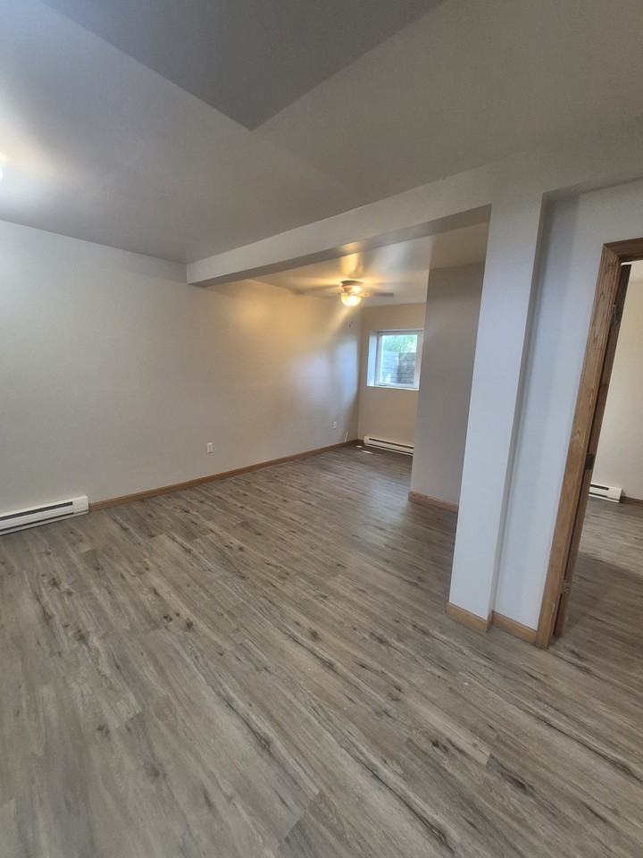 821 10 1/2 Ave S-lower Unit #NA - Photo 5 of 9