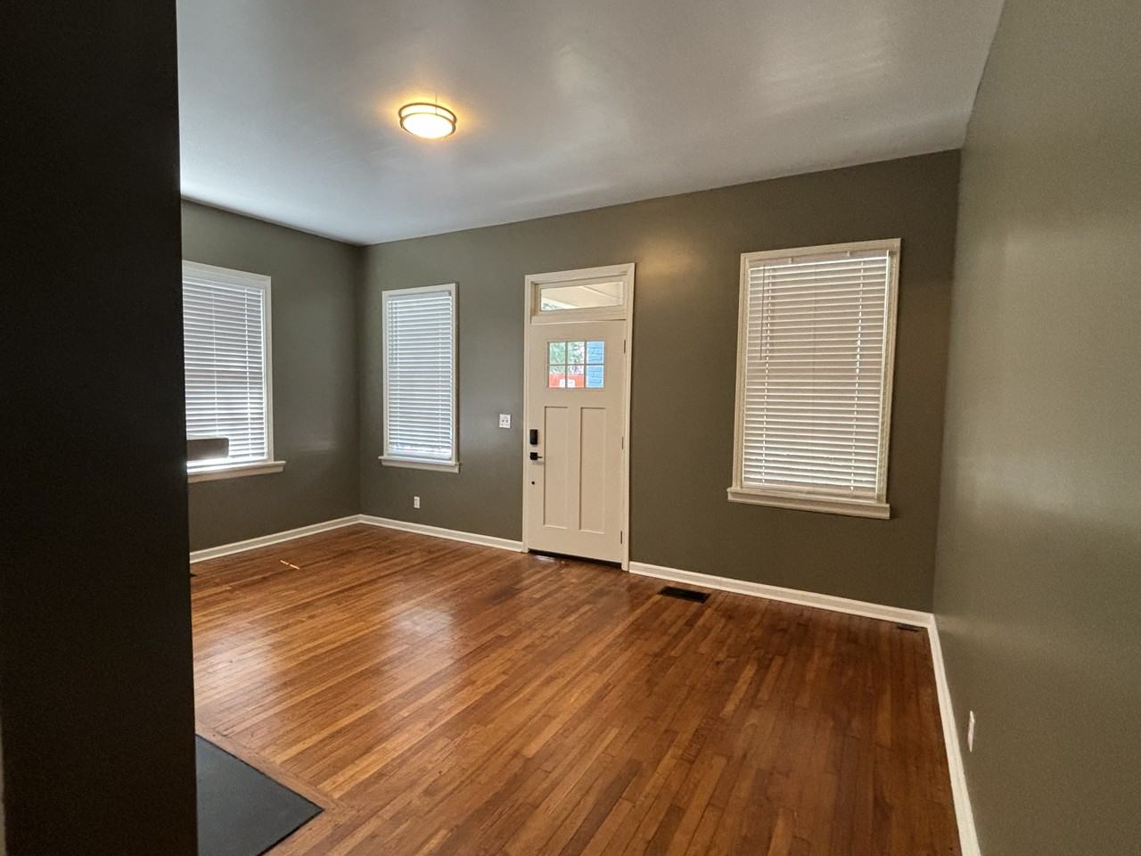 616 Martha St #616 - Photo 4 of 20