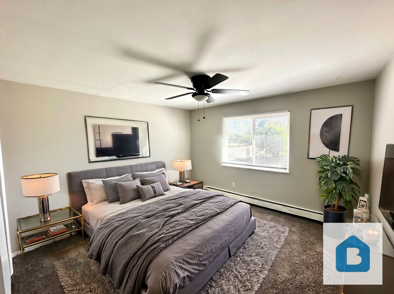 6450 Chippewa Rd - Photo 4 of 5