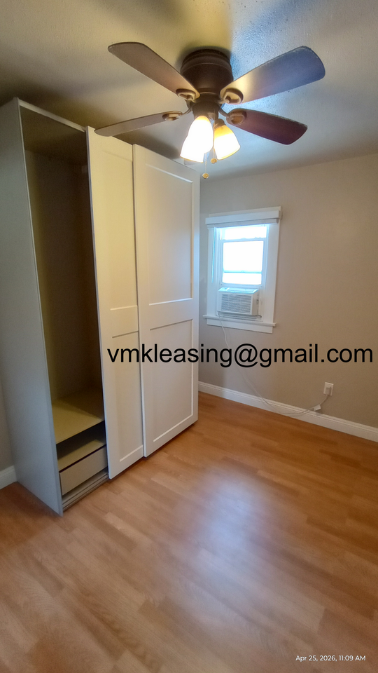 1095 Bresee Avenue - Photo 3 of 9