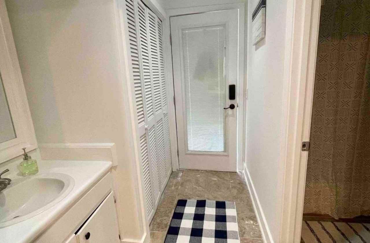 615 Executive Golf Villas #A - Photo 5 of 5