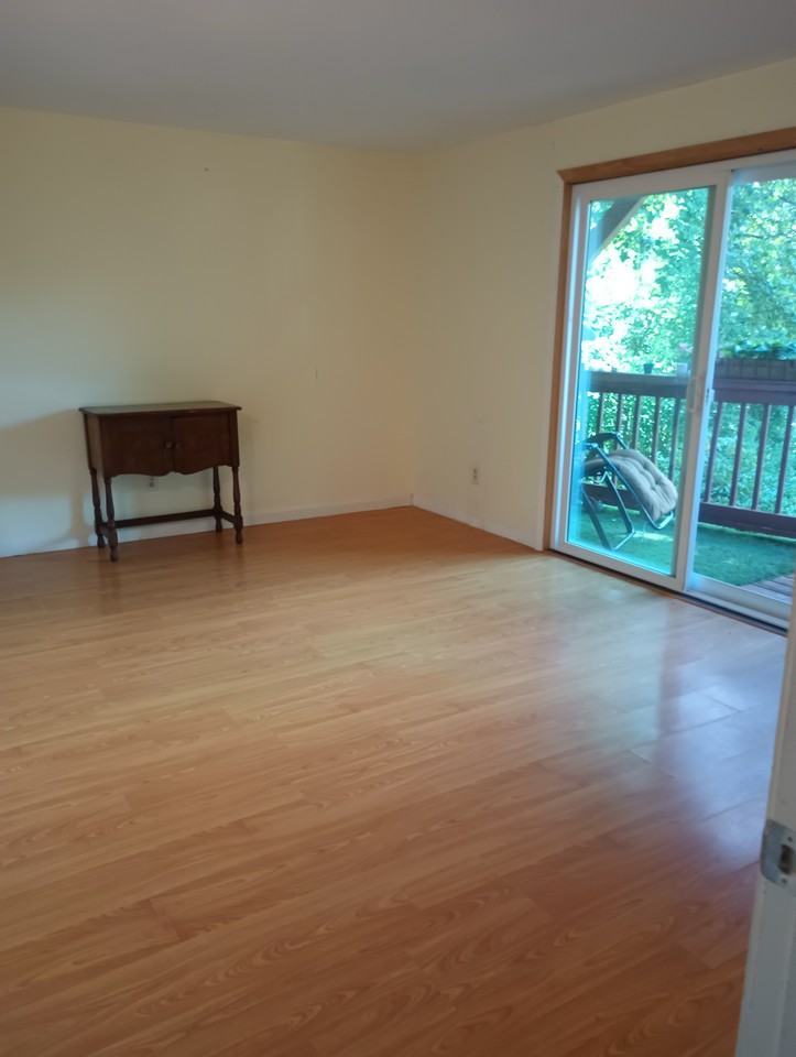 104 Greenwood Ln #B - Photo 4 of 21