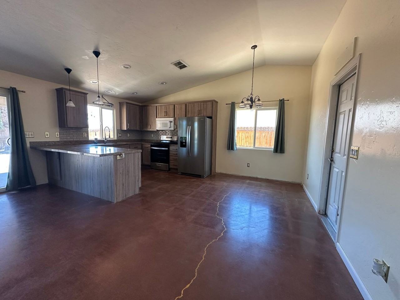 5995 Encelia Dr - Photo 4 of 18