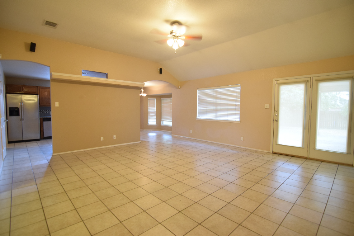 3109 Woodrow Dr #NA - Photo 3 of 24