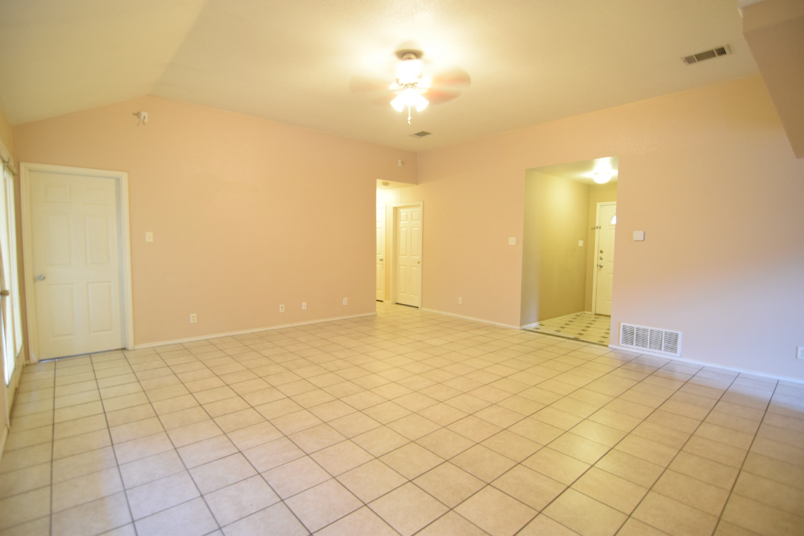 3109 Woodrow Dr #NA - Photo 4 of 24