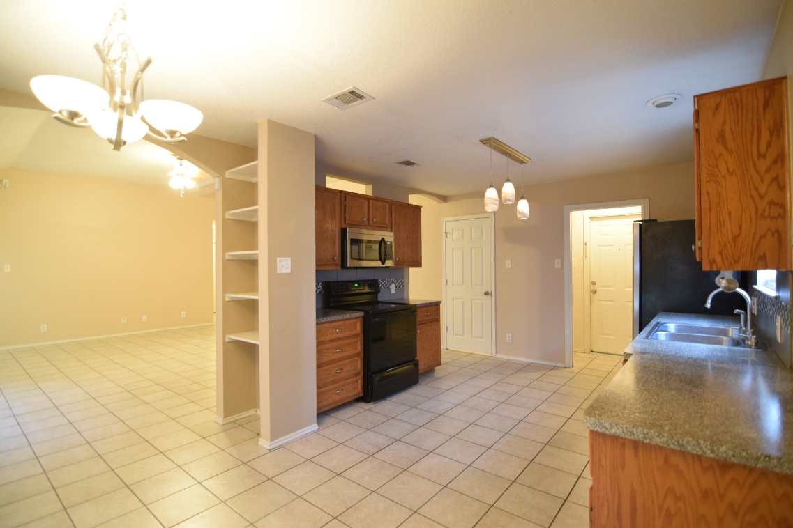 3109 Woodrow Dr #NA - Photo 5 of 24