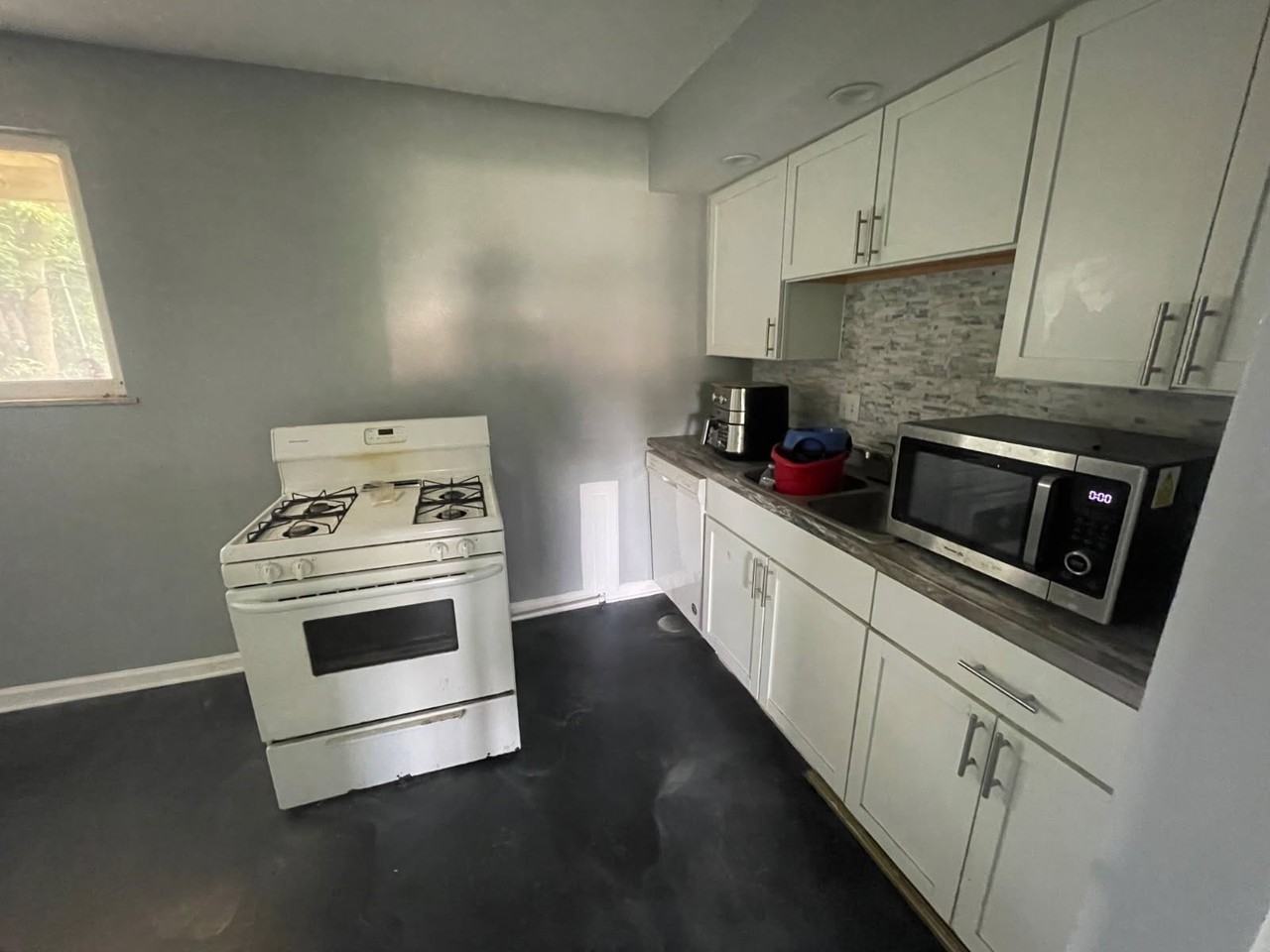 1611 East 26th Avenue - Photo 2 of 10