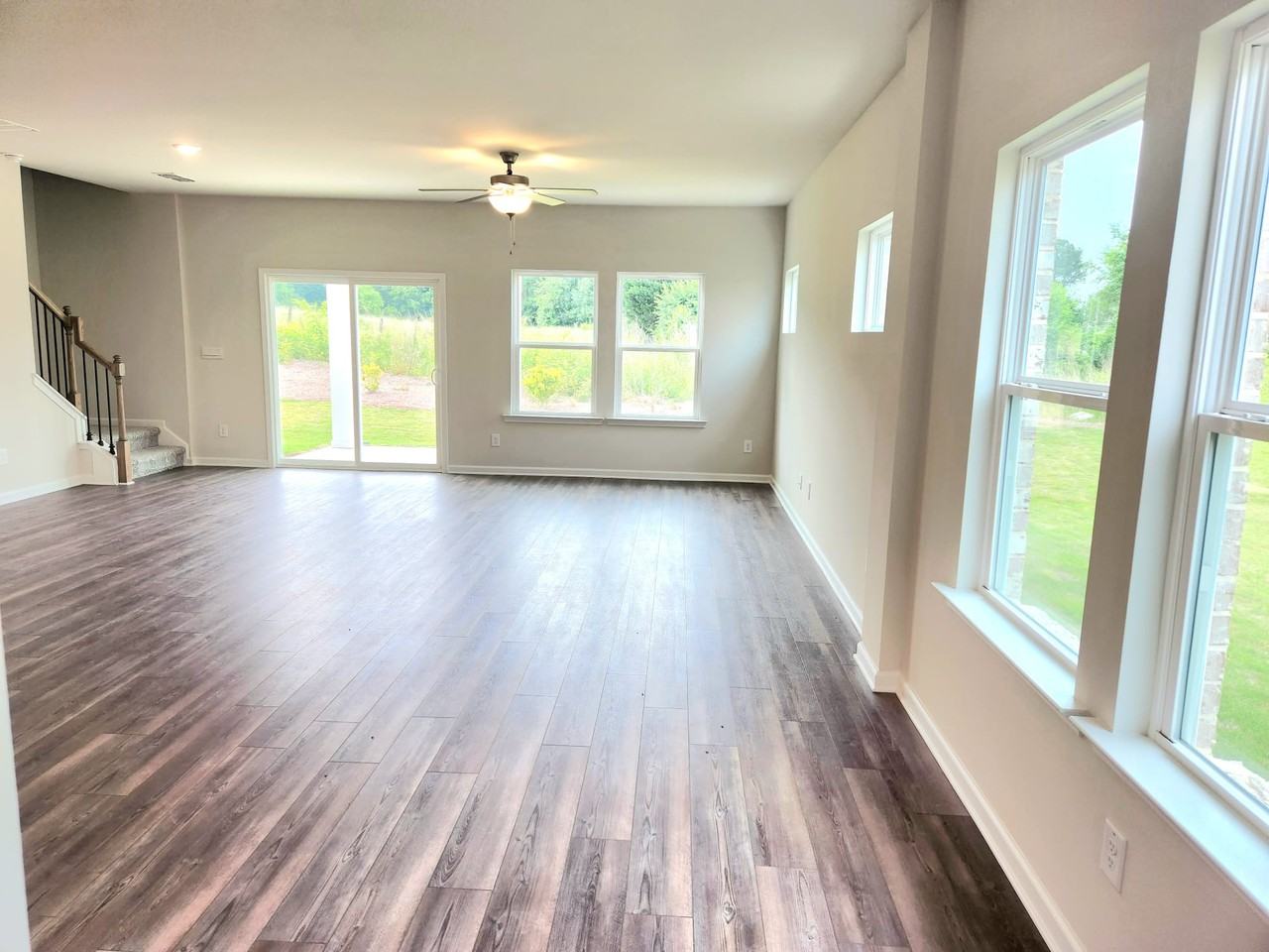 1050 Sunny Lake Dr #43 - Photo 7 of 29