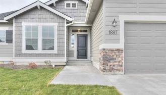 1887 S Cobble Ave - Photo 1 of 1