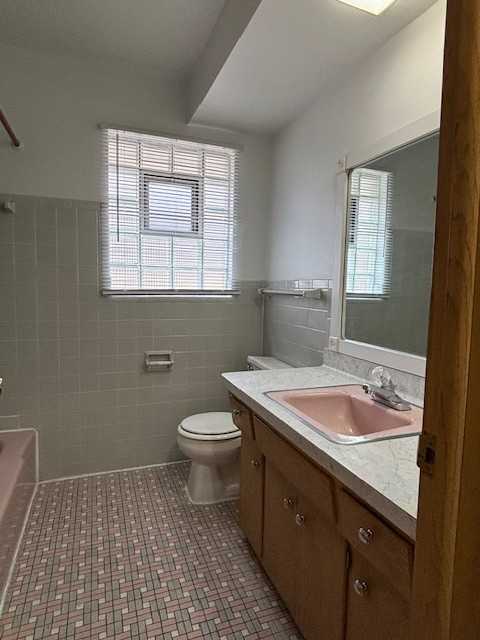 4043 N 60th St #3 - Photo 5 of 11