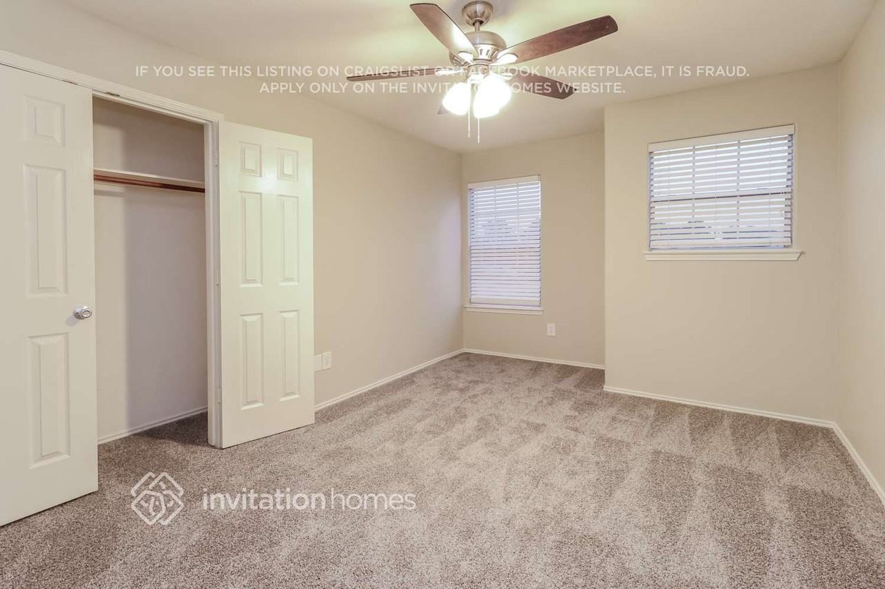 6806 Baron Gate Ct - Photo 6 of 13