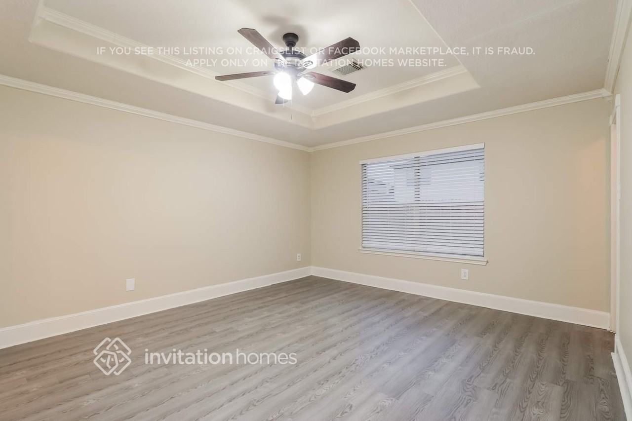 6806 Baron Gate Ct - Photo 7 of 13