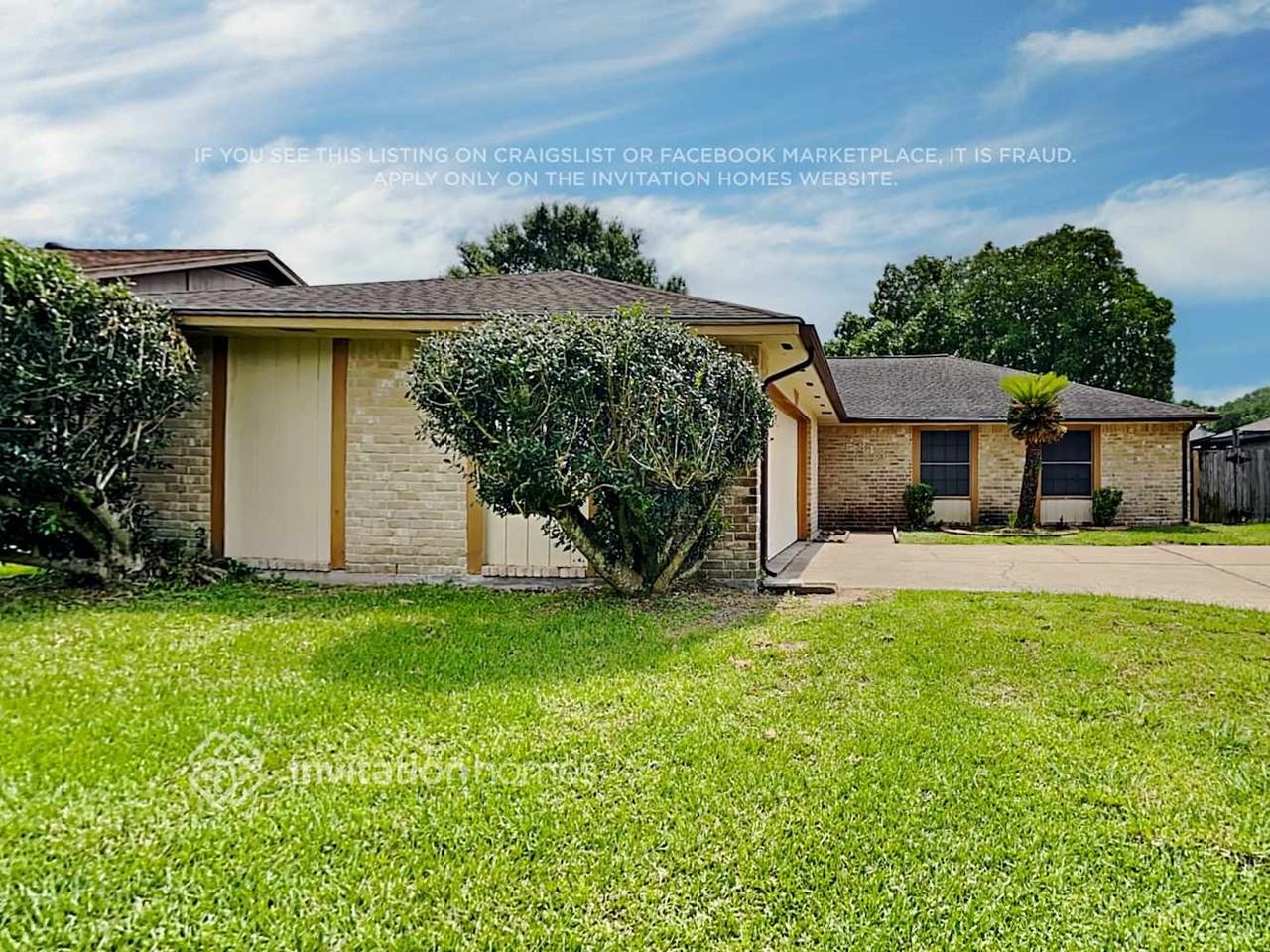 2818 Mayflower Landing Ct - Photo 2 of 15