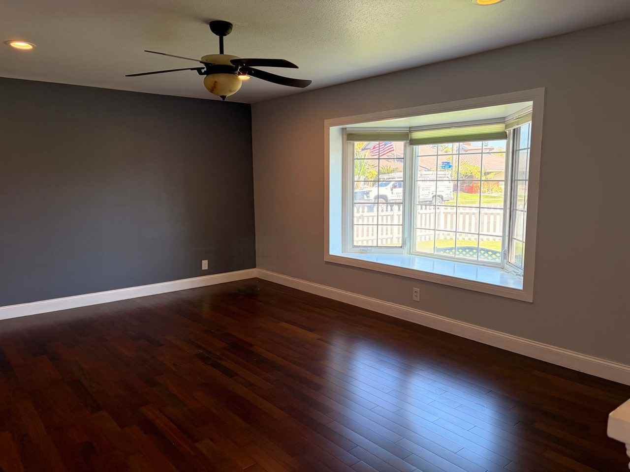 1047 E Tularosa Ave - Photo 4 of 18