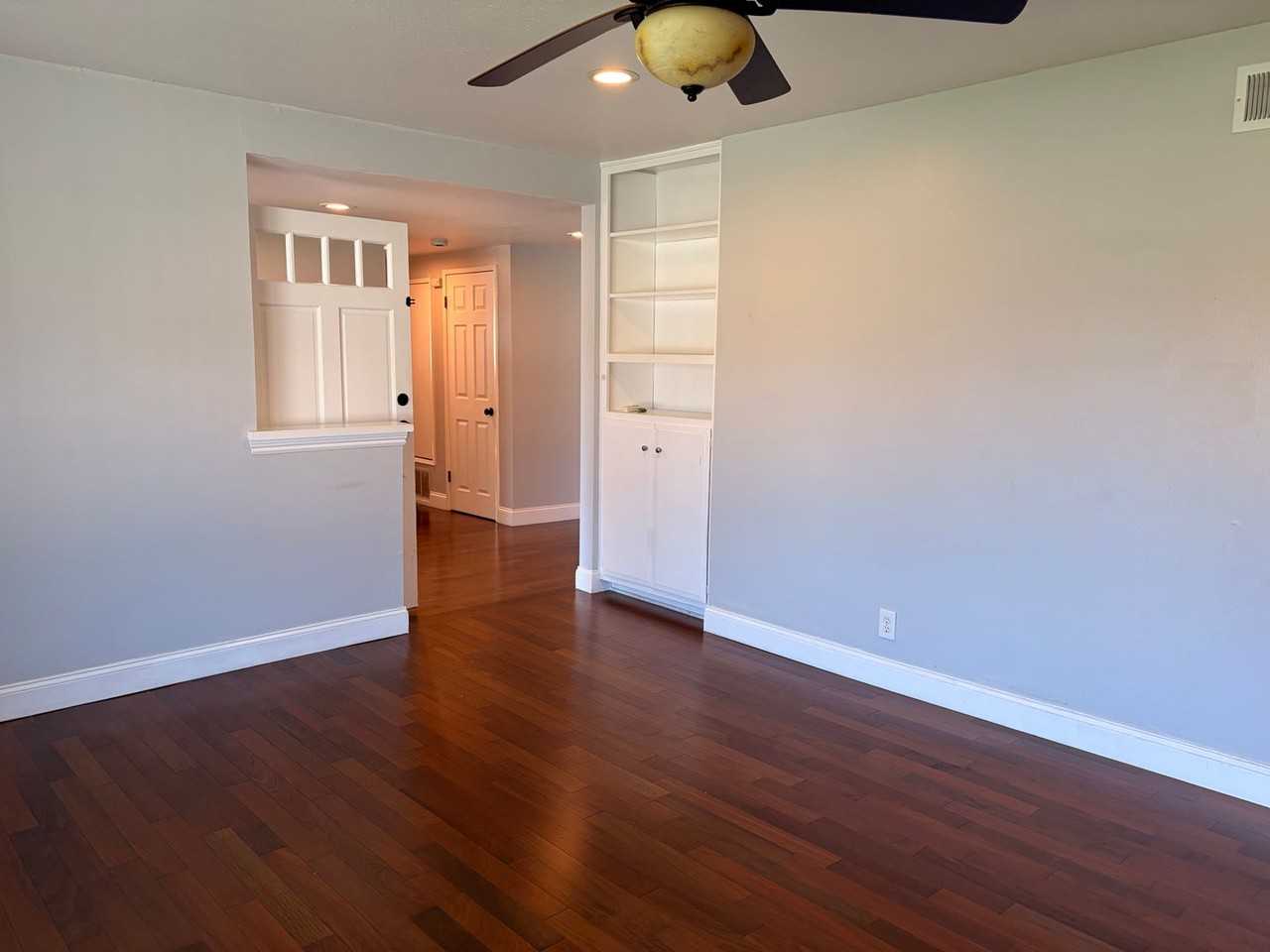 1047 E Tularosa Ave - Photo 5 of 18