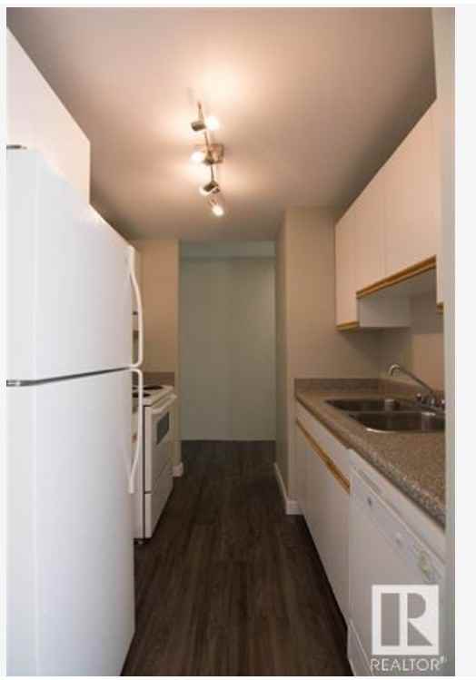 11211 85 Street - Photo 6 of 14