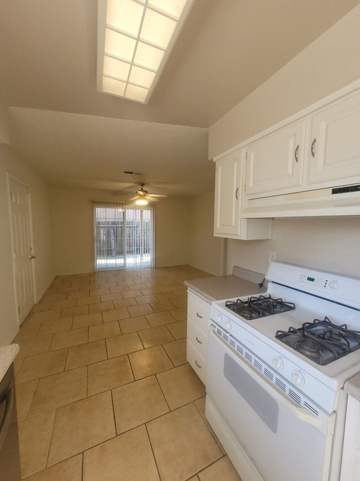 7139 Baranga Dr - Photo 7 of 26