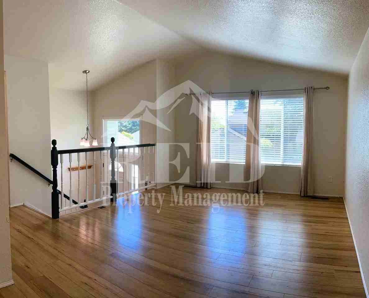 10243 Ashley Cir Nw - Photo 4 of 42