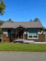 featured image of 1695 Lilac Ln