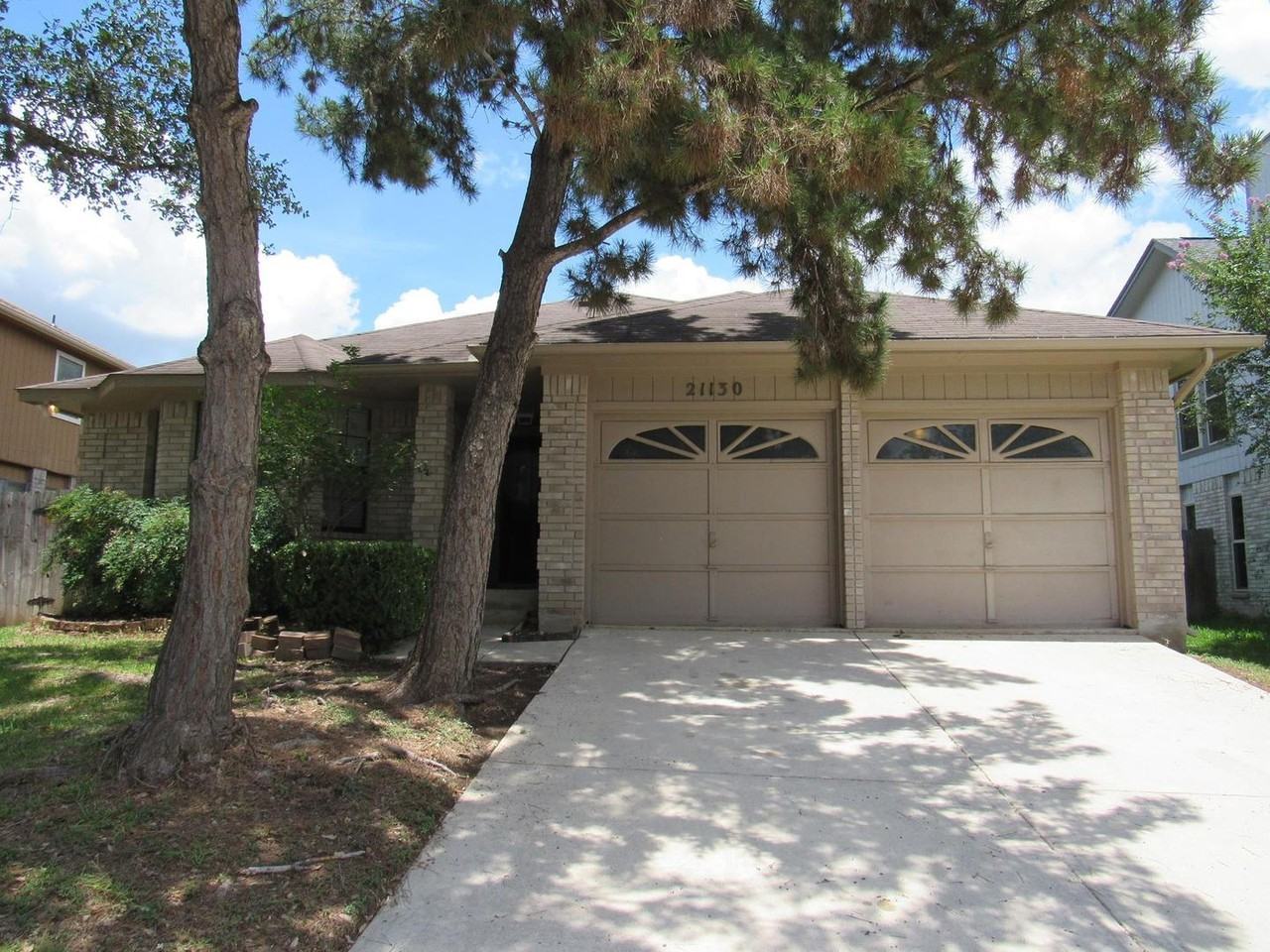 21130 Malibu Colony - Photo 2 of 16