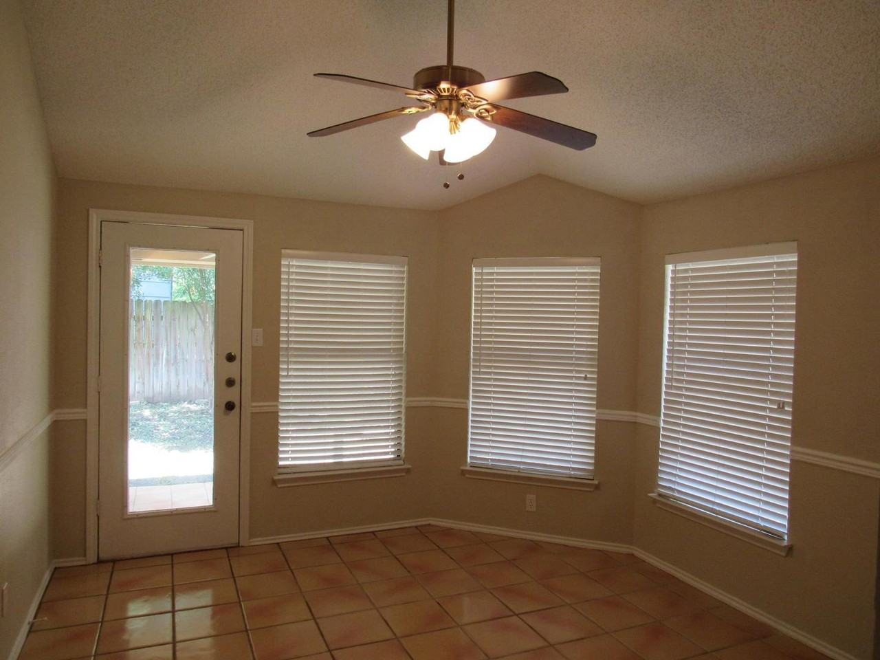 21130 Malibu Colony - Photo 5 of 16