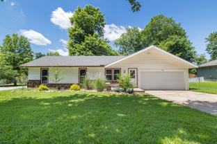 4131 S Ridgecrest Dr - Photo 1 of 1