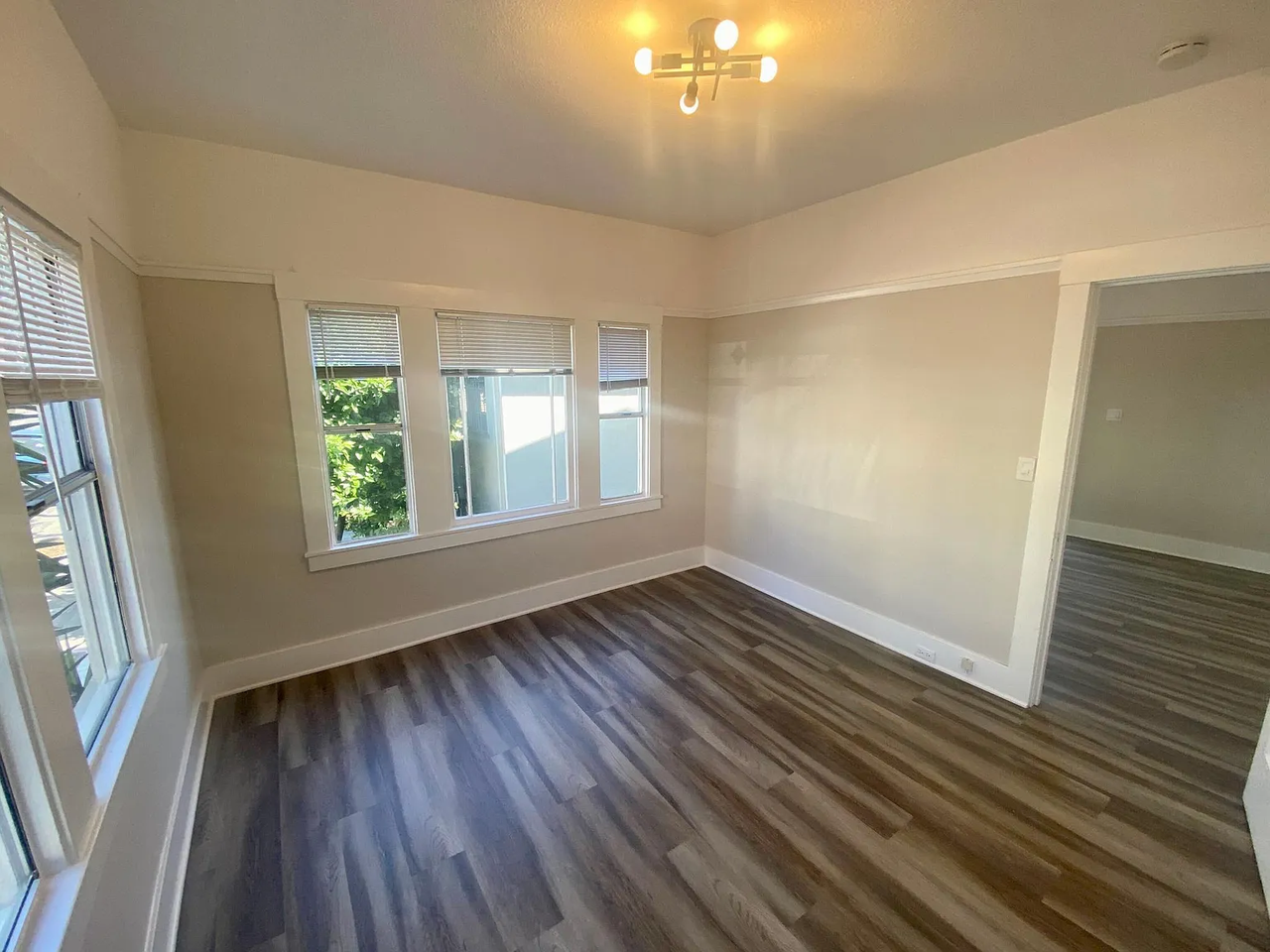 323 E 15th St #325 - Photo 7 of 10