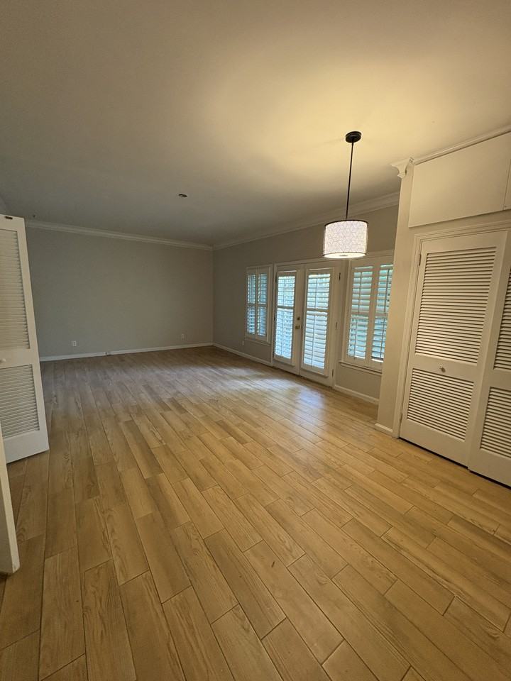 3104 Woodley Ter - Photo 4 of 8