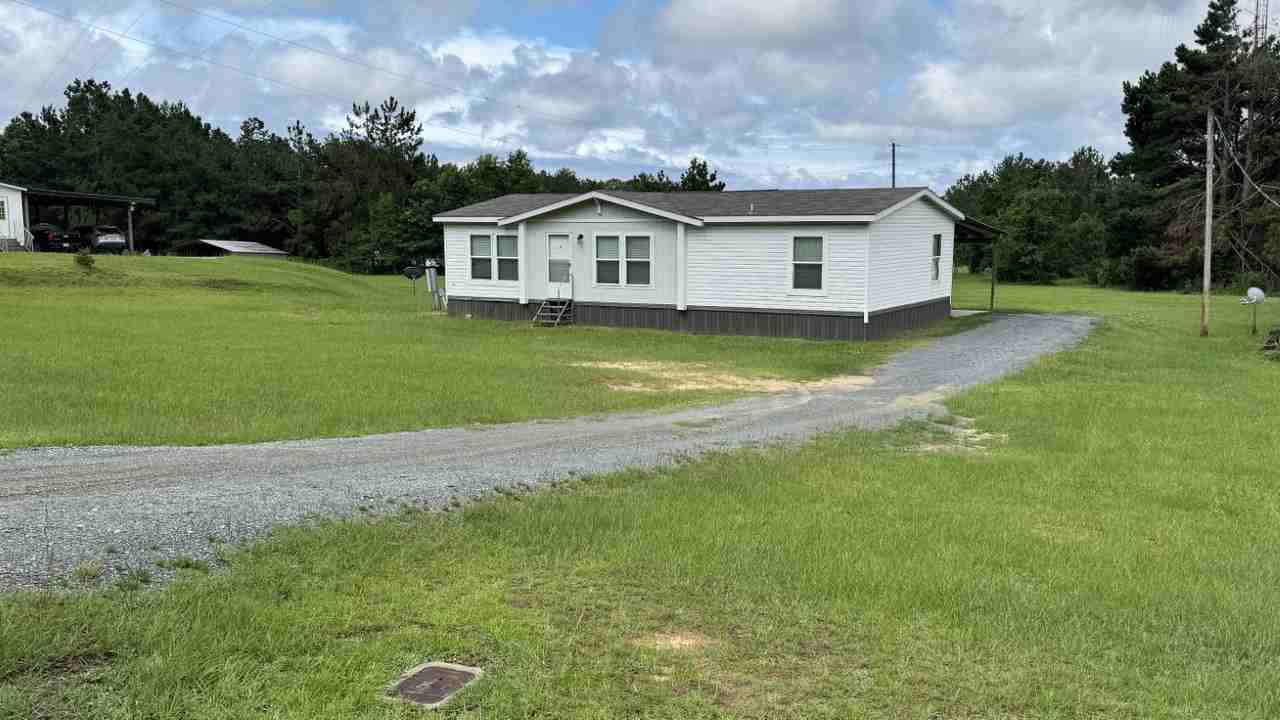 308 Winnfield Rd - Photo 2 of 19