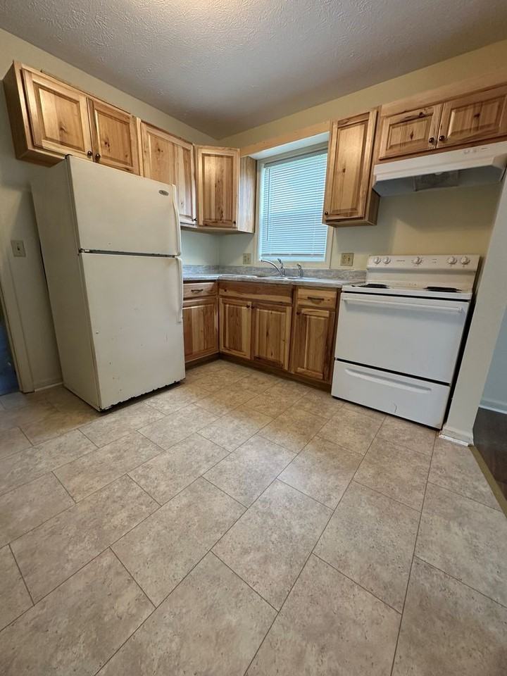 47 Pleasant Hill Rd #A - Photo 2 of 5