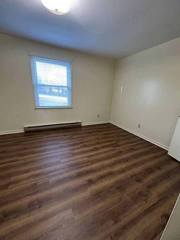 47 Pleasant Hill Rd #A - Photo 4 of 5