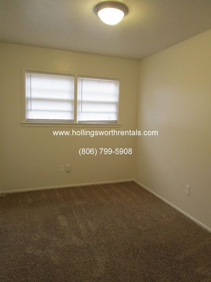 5015 39th St - Photo 6 of 14