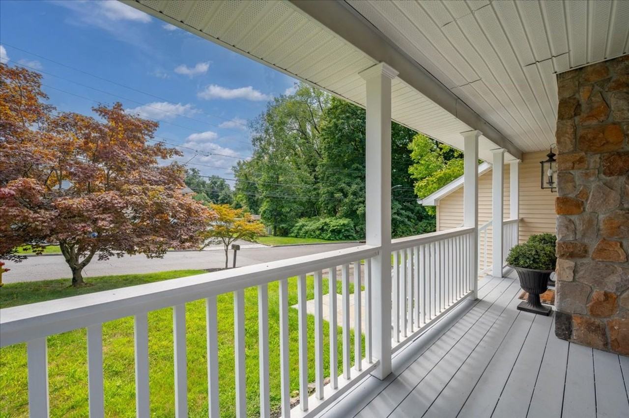 14 Woodale Pl - Photo 3 of 43