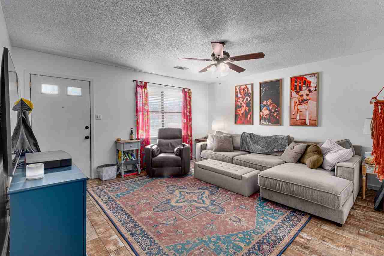 1116 W Nettleton Ave - Photo 2 of 22