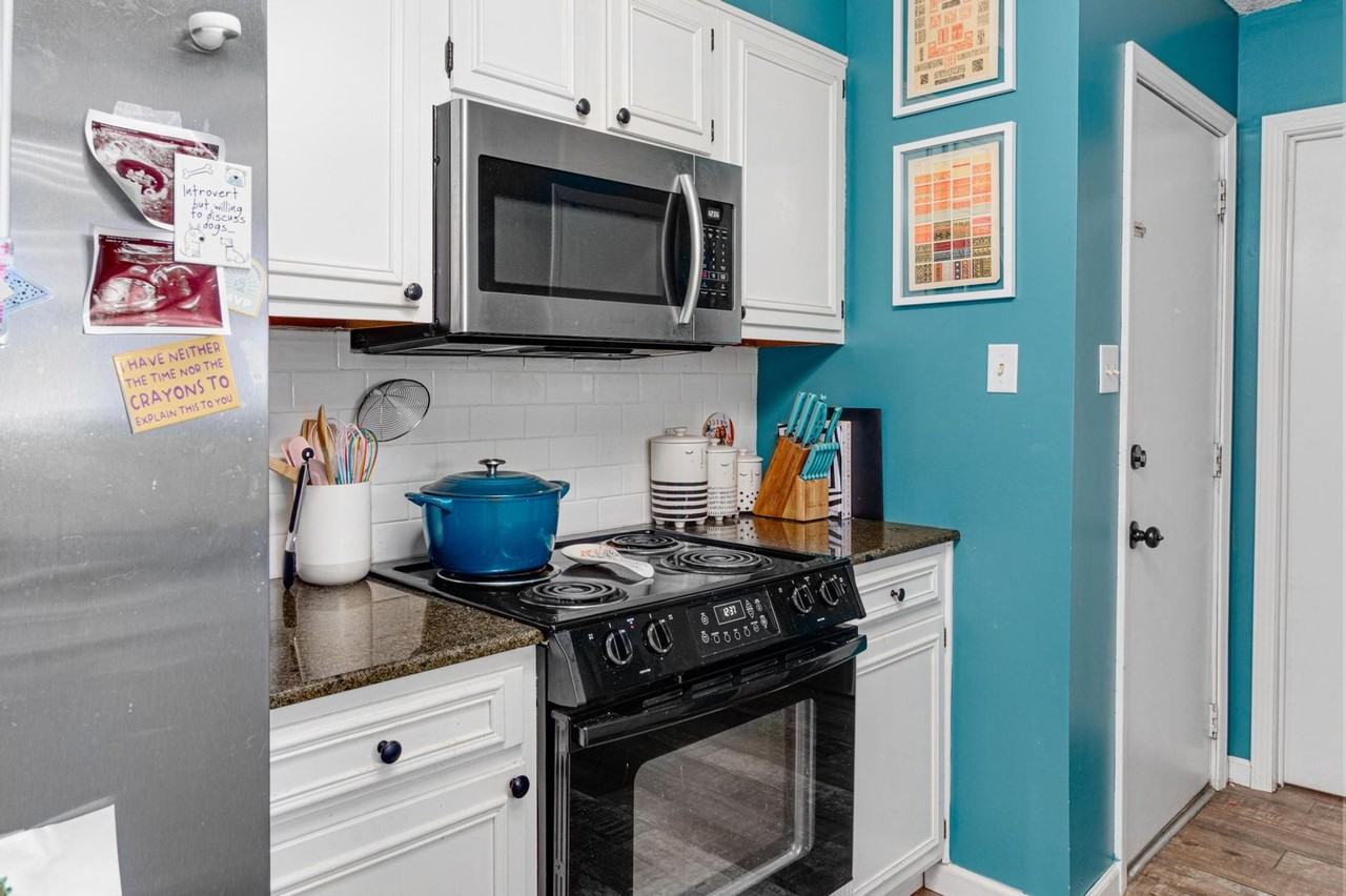 1116 W Nettleton Ave - Photo 3 of 22