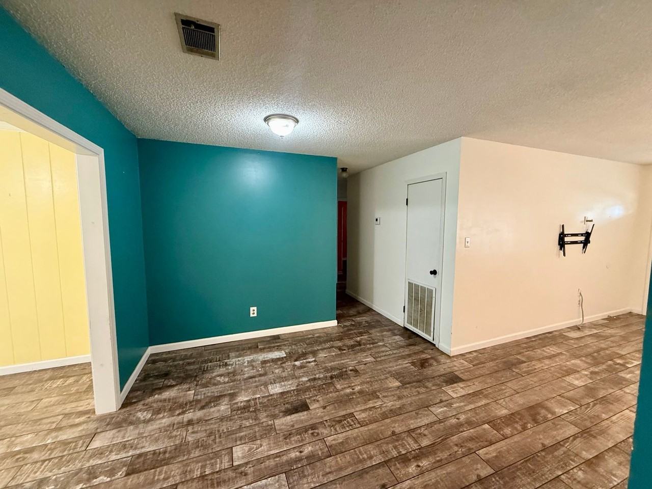 1116 W Nettleton Ave - Photo 6 of 22