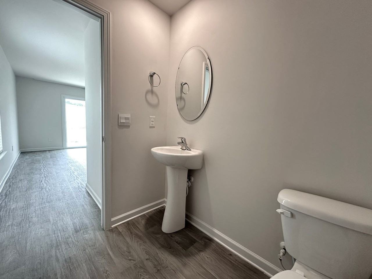 2015 Elmridge Rd - Photo 7 of 27